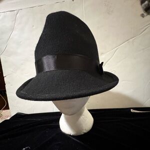 Vintage size 58 Black wool Fedora Hat